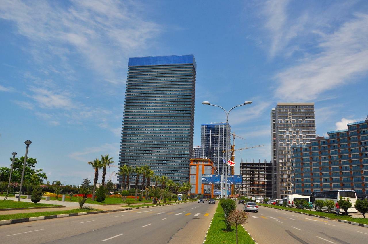 Комплекс Orbi Beach Tower Батуми Экстерьер фото